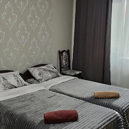 Василя Стуса 10/77 City Rooms Biała Cerkiew Zewnętrze zdjęcie